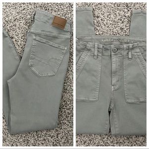 New American Eagle High Rise Jegging Crop Size 6